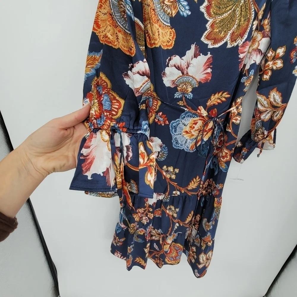 JULIA Jordan Floral Print Tie Waist Tiered Midi Dress size 6 - Picture 7 of 11
